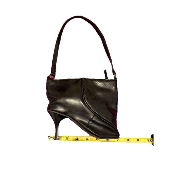 VTG High Heel Stiletto Bootie Purse Shoulder Bag Black Gold Brass Chain Trim - Picture 8 of 13